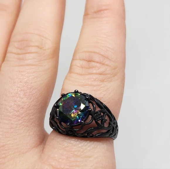 Mystic Topaz ring. SZ 9 - Picture 2 of 3